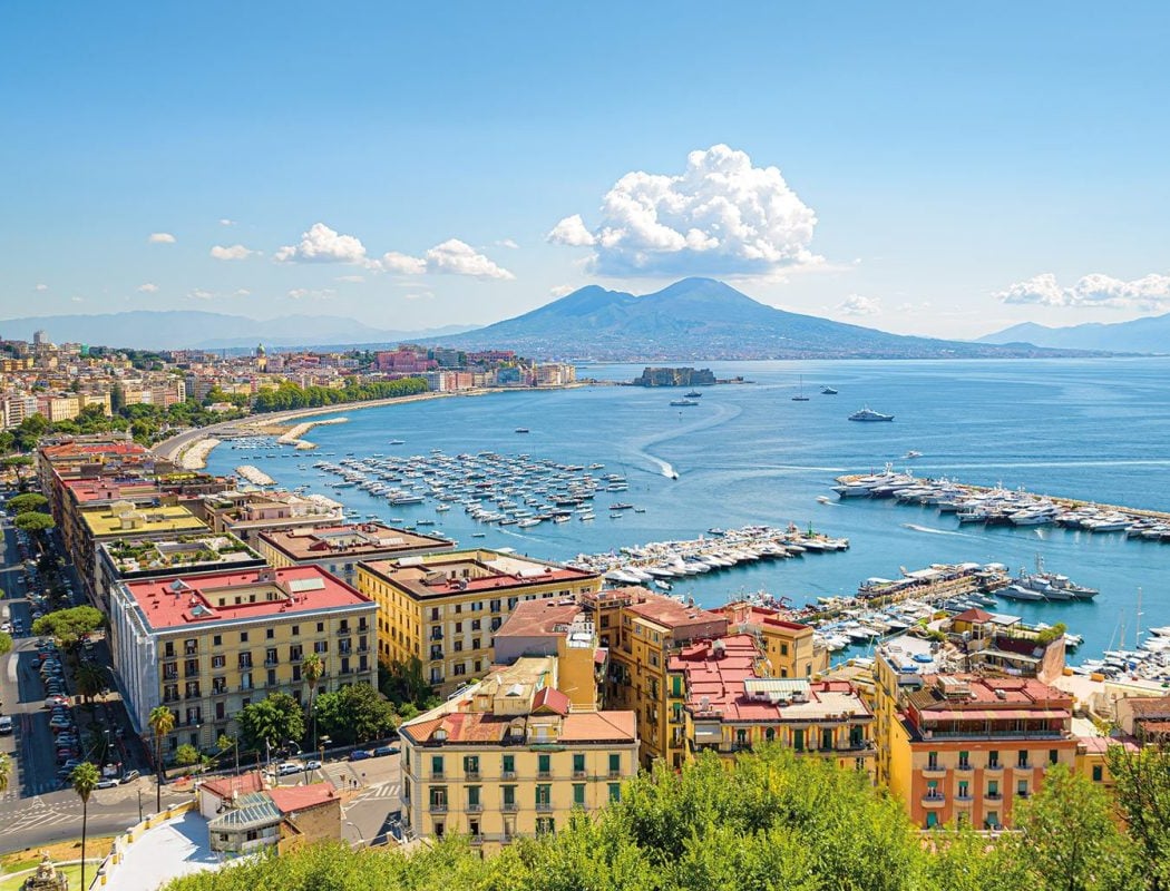 LA RÉVOLUTION DES COMMUNS AVEC L’ANCIEN MAIRE DE NAPLES 1